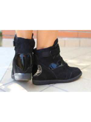 Scarpa Abruzzo con zeppa interna