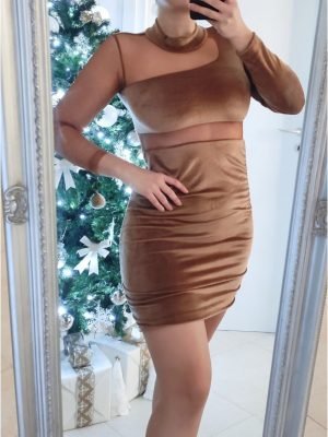 ABITO SCAMOSCIATO CON MANICA VELATA