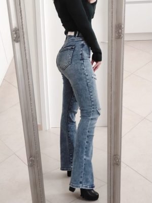 JEANS A ZAMPA A VITA ALTA CON STRAPPI