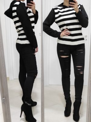 MAGLIA CON CAPPUCCIO A RIGHE