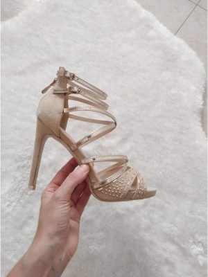 SANDALi BEIGE CON CINTURINI DORATI