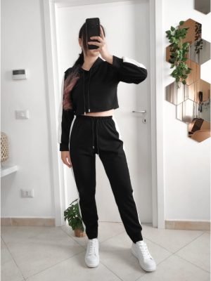 TUTA Con maglia crop